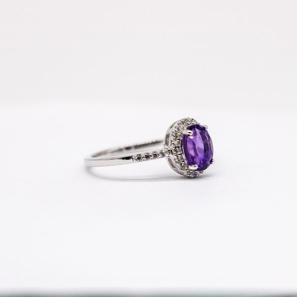 Amethyst and cubic zirconia ring GWR84077-1384