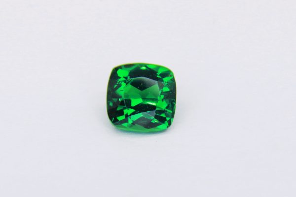 Tsavorite garnet 1.42 cushion-538