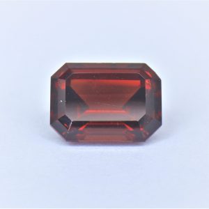 3.7CT RED SPINEL Emerald cut / Asher cut SSS0011-0